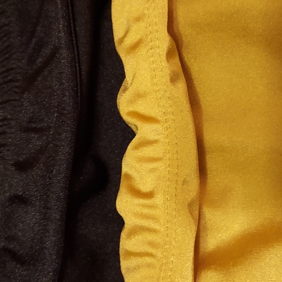 Akira Off the Shoulder Bodysuit EUC - Picture 7 of 9